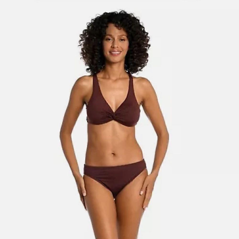 La Blanca Island Goddess Twist Convertible Bikini Top